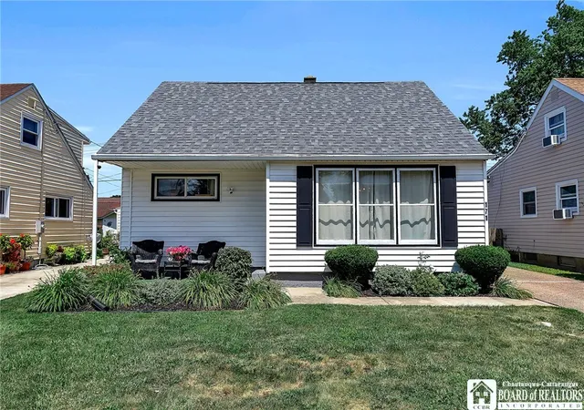 Photo 1 of Sale Pending at 171 Eiseman Ave, Buffalo, NY 14217 | MLS# R1704196 | Listing updated on 2026-08-17