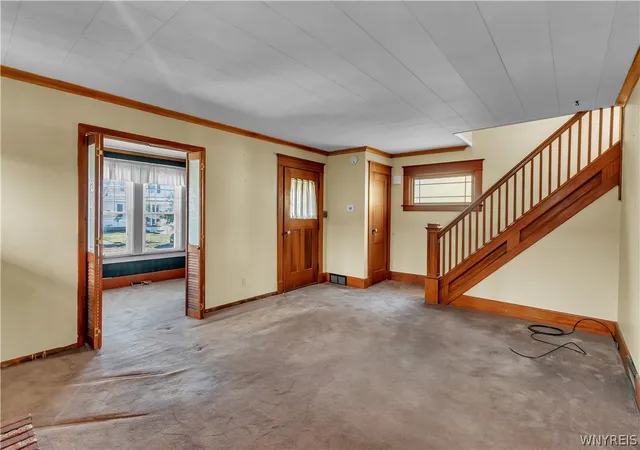 Photo 4 of Single family home for sale at 152 Mang Ave, Buffalo, NY 14217 | MLS# B1704159 | Listing updated on 2026-08-22
