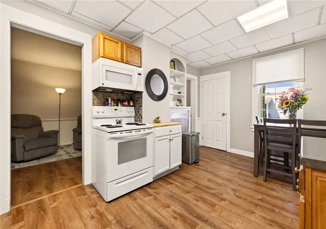 Listing Photo 5 - Condo for sale in building located at 135 E Main St, Victor, NY 14527