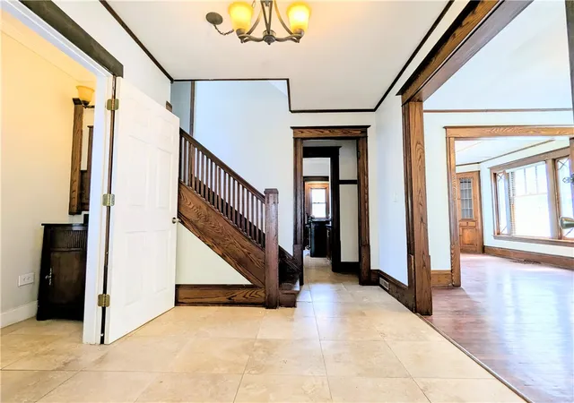 Photo 4 of Sale Pending at 116 Allandale Ave, Rochester, NY 14610 | MLS# R1704023 | Listing updated on 2026-08-15