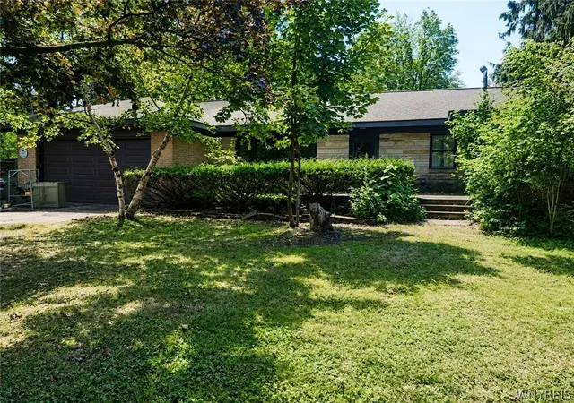 Photo 1 of Sale Pending at 2963 Cloverbank Rd, Hamburg, NY 14075 | MLS# B1704257 | Listing updated on 2026-08-14