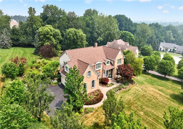 Photo 2 of Sale Pending at 18 Sunrise Park, Pittsford, NY 14534 | MLS# R1700365 | Listing updated on 2026-08-13