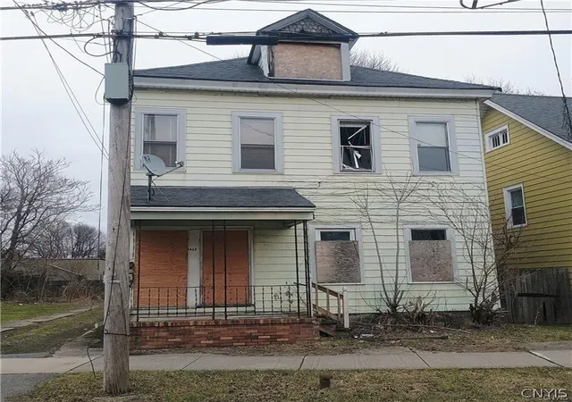 Photo 1 of Sale Pending at 1412 Butternut St, Syracuse, NY 13208 | MLS# S1704347 | Listing updated on 2026-08-17