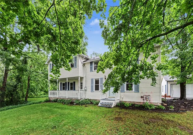 Photo 3 of Sale Pending at 6275 Brownsville Rd, Farmington, NY 14425 | MLS# R1704065 | Listing updated on 2026-08-13