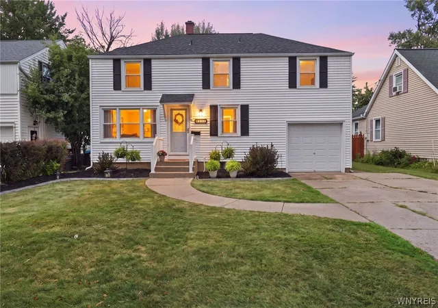 Photo 2 of Sale Pending at 364 Southwood Dr, Buffalo, NY 14223 | MLS# B1704149 | Listing updated on 2026-08-10