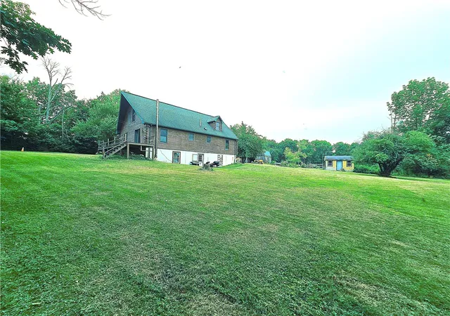 Photo 2 of Single family home for sale at 304 Watrus Rd, Greene, NY 13778 | MLS# R1703714 | Listing updated on 2026-09-09