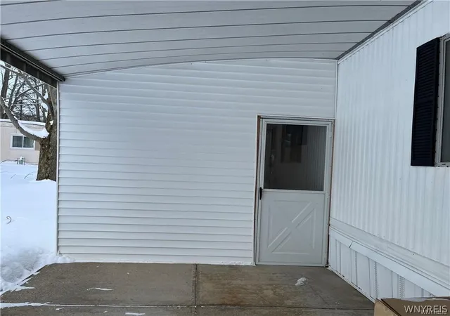 Photo 3 of Sale Pending at 35 Holly St, Akron, NY 14001 | MLS# B1704363 | Listing updated on 2026-09-04