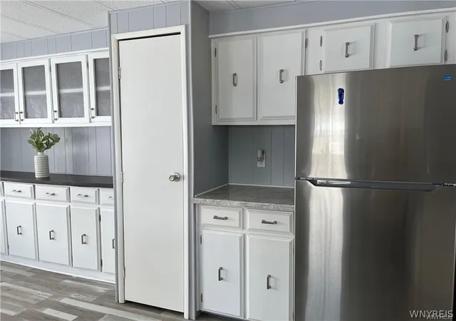 Photo 4 of Sale Pending at 35 Holly St, Akron, NY 14001 | MLS# B1704363 | Listing updated on 2026-09-04