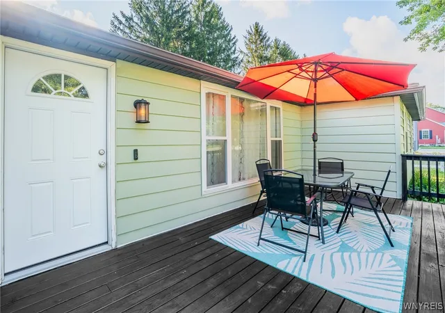 Photo 2 of Single family home for sale at 4762 S Ayers Rd, Akron, NY 14001 | MLS# B1702046 | Listing updated on 2026-09-12
