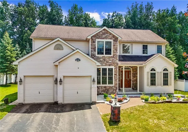 Photo 1 of Single family home for sale at 214 Driftwood Dr, Oneida, NY 13421 | MLS# S1704134 | Listing updated on 2026-09-13