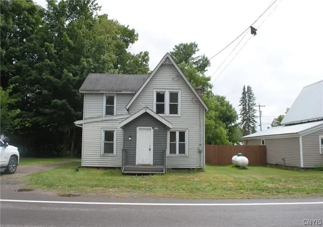 Single family home for sale at 671 State Route 49, Bernhards Bay, NY 13028 | MLS# S1704309