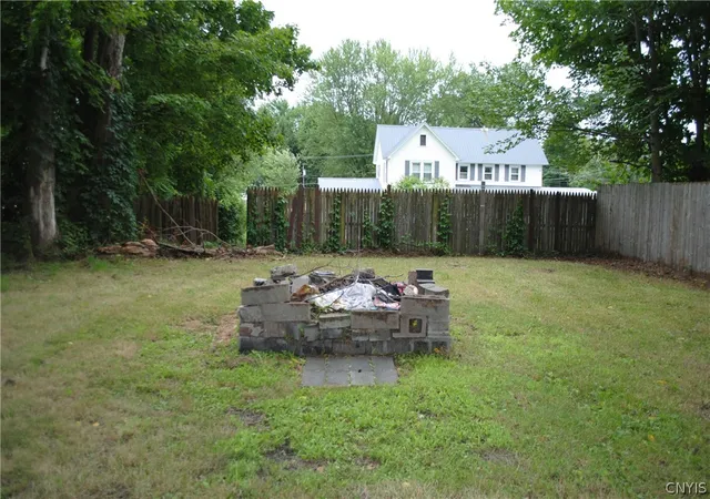 Photo 3 of Single family home for sale at 671 State Route 49, Bernhards Bay, NY 13028 | MLS# S1704309 | Listing updated on 2026-08-24
