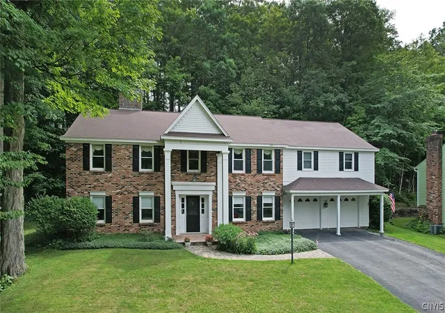 Photo 1 of Single family home for sale at 115 Woodberry Ln, Fayetteville, NY 13066 | MLS# S1703757 | Listing updated on 2026-08-10