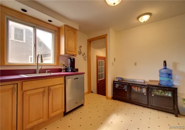 Photo 3 of Sale Pending at 83 Leawood Dr, Tonawanda, NY 14150 | MLS# B1704435 | Listing updated on 2026-08-22