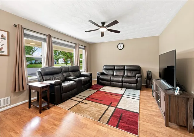 Photo 3 of Sale Pending at 84 Orchard Hills Dr, Spencerport, NY 14559 | MLS# R1703833 | Listing updated on 2026-08-25