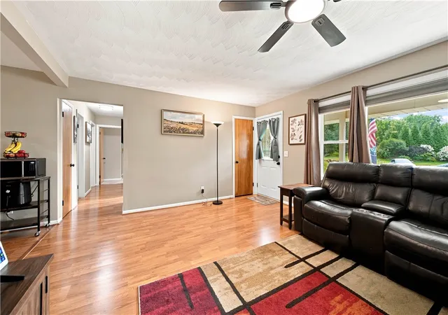 Photo 4 of Sale Pending at 84 Orchard Hills Dr, Spencerport, NY 14559 | MLS# R1703833 | Listing updated on 2026-08-25