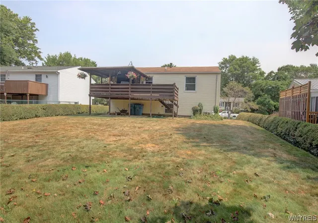 Photo 3 of Sale Pending at 1364 Peppertree Dr, Derby, NY 14047 | MLS# B1704177 | Listing updated on 2026-08-25