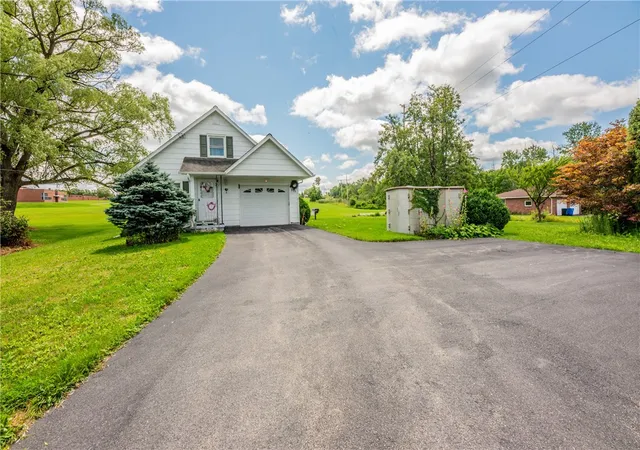Photo 2 of Sale Pending at 595 Erie Sta Rd, West Henrietta, NY 14586 | MLS# R1703970 | Listing updated on 2026-08-14