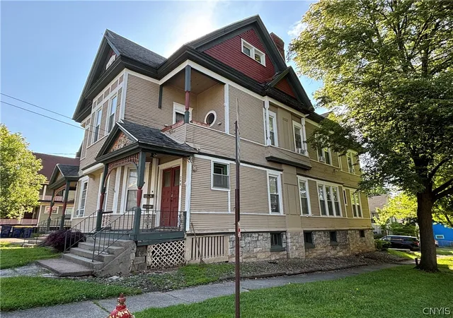 Listing Photo 4 - Condo for sale in building located at 200 Howard St, Syracuse, NY 13203
