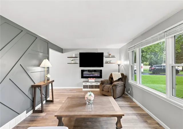 Photo 3 of Sale Pending at 9 Buckwheat Dr, Fairport, NY 14450 | MLS# R1704181 | Listing updated on 2026-09-02
