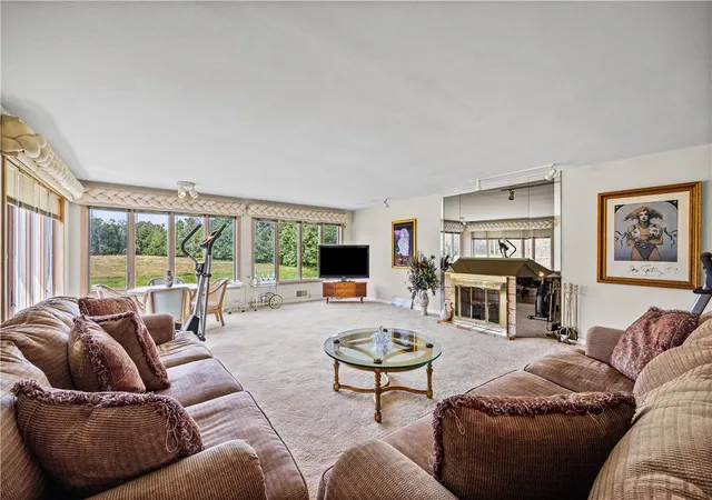 Photo 3 of Single family home for sale at 86 Peck Rd, Hilton, NY 14468 | MLS# R1703975 | Listing updated on 2026-08-18