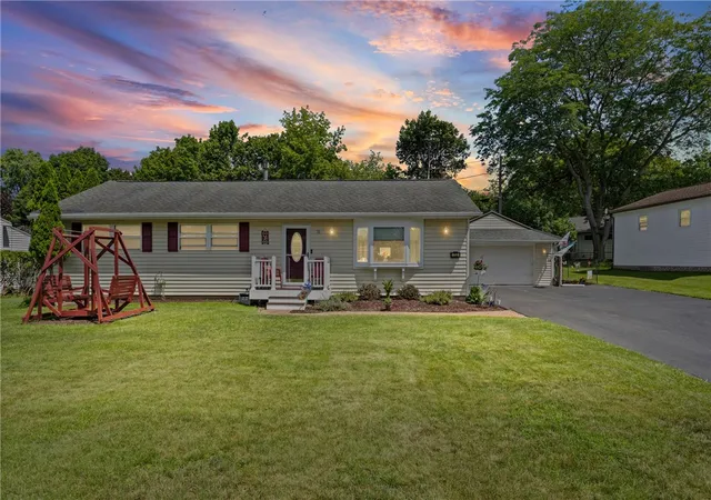 Photo 1 of Sale Pending at 72 Coronet Rd, Rochester, NY 14623 | MLS# R1703871 | Listing updated on 2026-09-04
