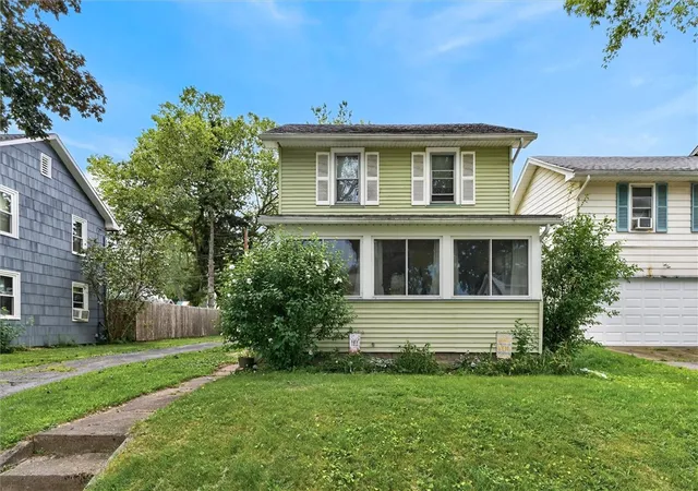 Photo 1 of Sale Pending at 77 Bayton Dr, Rochester, NY 14622 | MLS# R1703933 | Listing updated on 2026-08-25