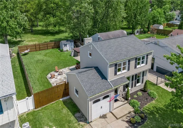 Photo 3 of Sale Pending at 5067 Bradley Ln, Hamburg, NY 14075 | MLS# B1704130 | Listing updated on 2026-08-12