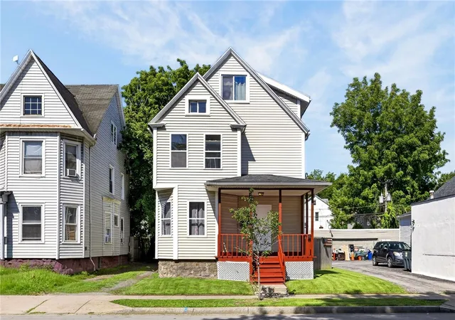 Photo 1 of Sale Pending at 727 Dewey Ave, Rochester, NY 14613 | MLS# R1702671 | Listing updated on 2026-09-09