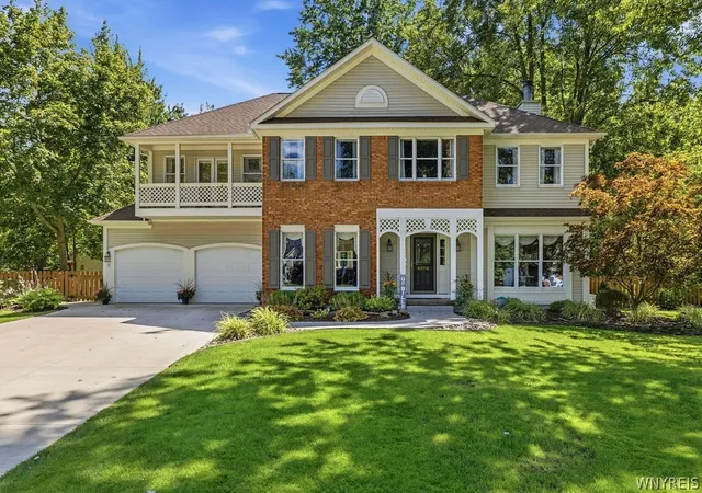 Photo 1 of Sale Pending at 6938 Lockwood Ln E, Lockport, NY 14094 | MLS# B1702763 | Listing updated on 2026-08-20