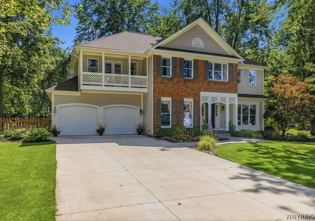 Photo 3 of Sale Pending at 6938 Lockwood Ln E, Lockport, NY 14094 | MLS# B1702763 | Listing updated on 2026-08-20