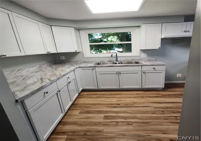 Photo 3 of Single family home for sale at 317 E Glen Ave, Syracuse, NY 13205 | MLS# S1704565 | Listing updated on 2026-08-05