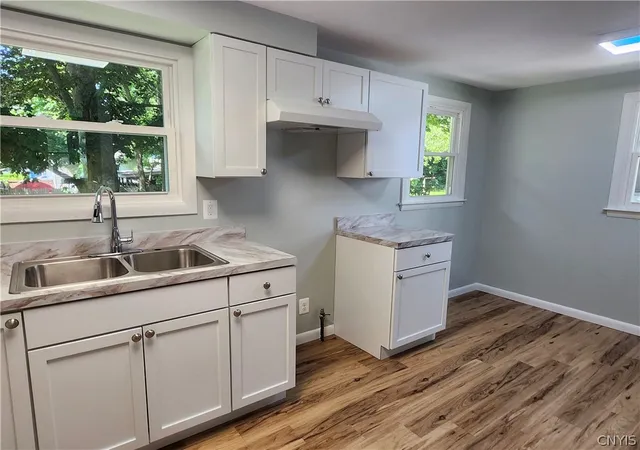 Photo 3 of Single family home for sale at 317 E Glen Ave, Syracuse, NY 13205 | MLS# S1704565 | Listing updated on 2026-08-05