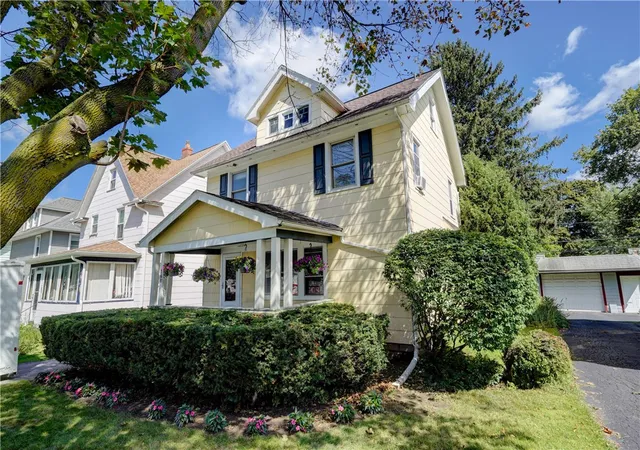 Photo 2 of Sale Pending at 160 Marion St, Rochester, NY 14610 | MLS# R1704345 | Listing updated on 2026-08-21