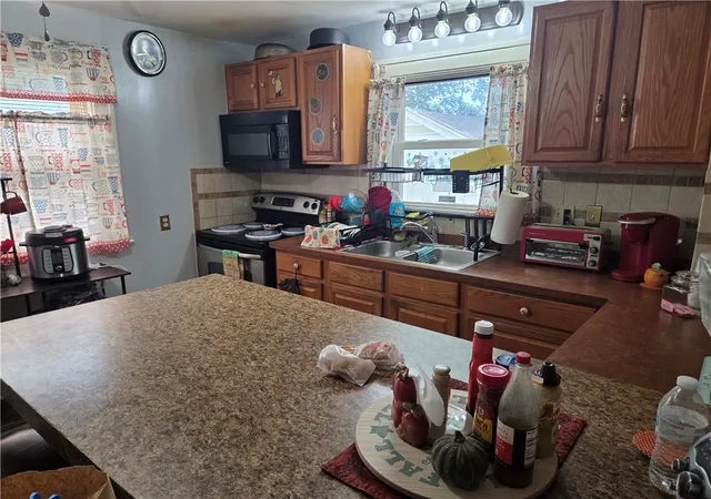 Photo 3 of Sale Pending at 351 Glide St, Rochester, NY 14611 | MLS# R1704620 | Listing updated on 2026-09-01