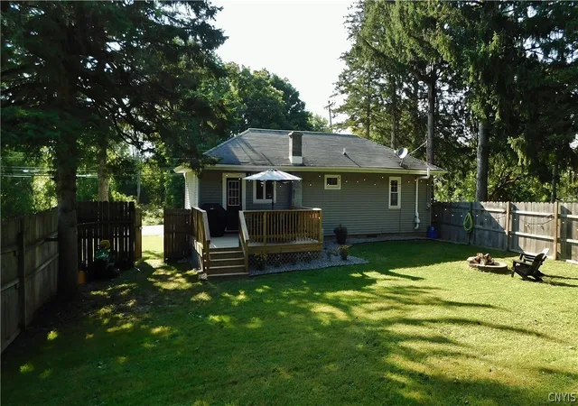 Photo 3 of Sale Pending at 4594 Pompey Ctr Rd, Manlius, NY 13104 | MLS# S1704062 | Listing updated on 2026-09-09