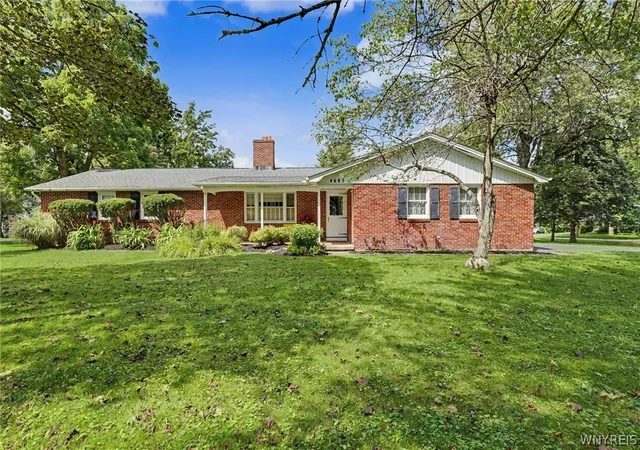 Photo 1 of Sale Pending at 4685 Sawmill Rd, Clarence, NY 14031 | MLS# B1703212 | Listing updated on 2026-08-31