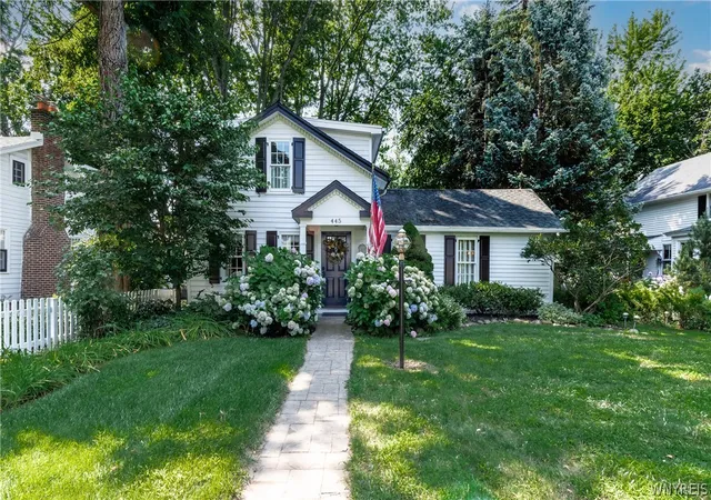 Photo 1 of Sale Pending at 445 Plain St, Lewiston, NY 14092 | MLS# B1703185 | Listing updated on 2026-08-27