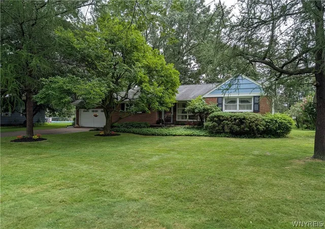 Photo 1 of Sale Pending at 8325 Vernon Cir, Buffalo, NY 14221 | MLS# B1704244 | Listing updated on 2026-08-20