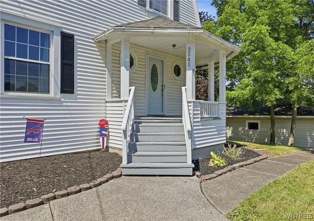 Photo 3 of Sale Pending at 2545 Amsdell Rd, Hamburg, NY 14075 | MLS# B1704305 | Listing updated on 2026-08-26