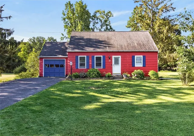 Photo 1 of Sale Pending at 17 Karenlee Dr, Rochester, NY 14618 | MLS# R1704633 | Listing updated on 2026-08-21