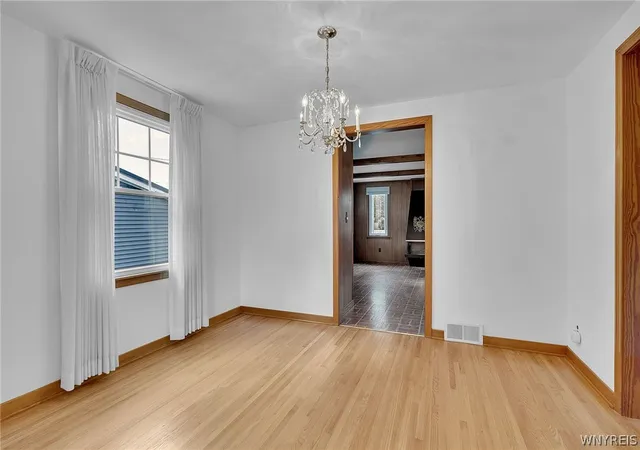 Photo 4 of Sale Pending at 660 Moore Ave, Buffalo, NY 14223 | MLS# B1704629 | Listing updated on 2026-09-01