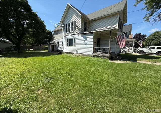 Listing Photo 4 - Condo for sale in building located at 272 Vandervoort St, North Tonawanda, NY 14120