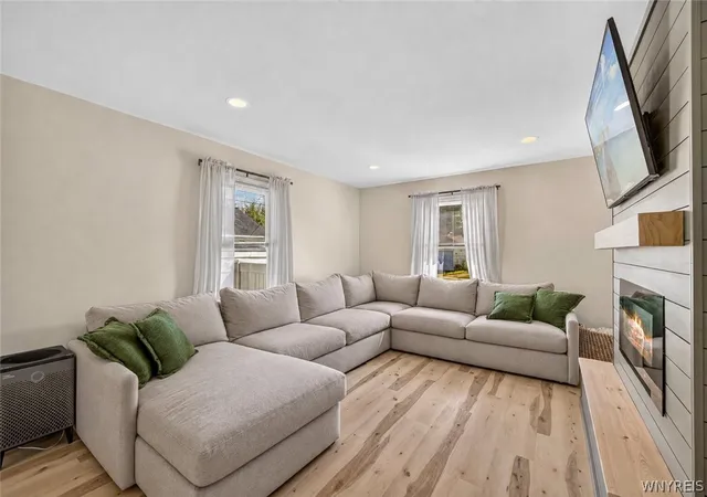 Photo 3 of Sale Pending at 814 83rd Street, Niagara Falls, NY 14304 | MLS# B1704028 | Listing updated on 2026-08-20