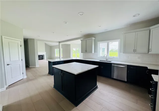 Photo 4 of Single family home for sale at 155 Jade Crk Dr, Hilton, NY 14468 | MLS# R1704365 | Listing updated on 2026-08-05