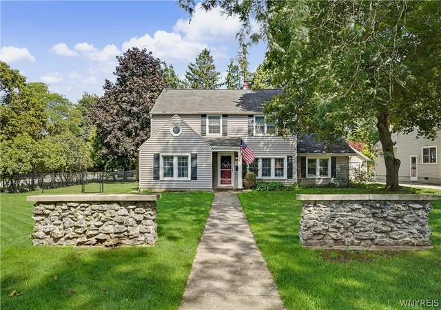 Photo 1 of Sale Pending at 4311 Wildwood Dr, Buffalo, NY 14221 | MLS# B1700188 | Listing updated on 2026-08-18