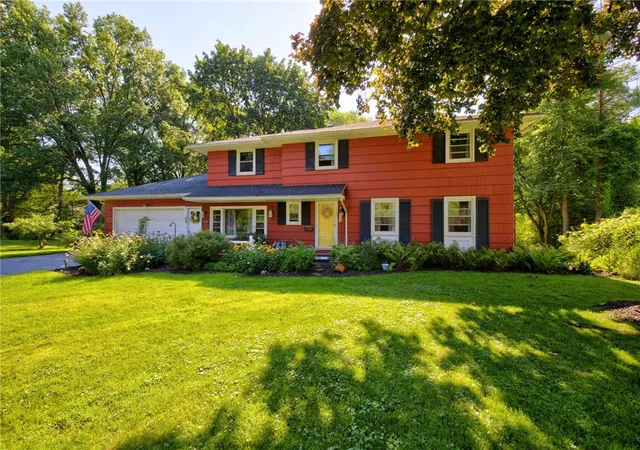 Photo 4 of Sale Pending at 50 Leonard Crescent, Penfield, NY 14526 | MLS# R1704572 | Listing updated on 2026-08-21