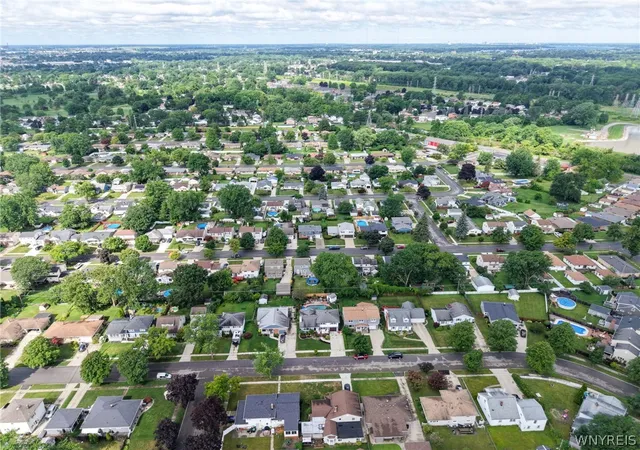 Photo 3 of Sale Pending at 100 Patricia Dr, Tonawanda, NY 14150 | MLS# B1704623 | Listing updated on 2026-08-16