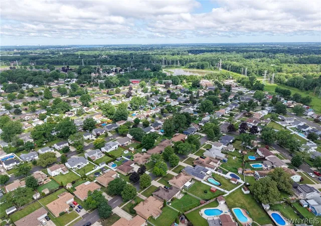 Photo 3 of Sale Pending at 100 Patricia Dr, Tonawanda, NY 14150 | MLS# B1704623 | Listing updated on 2026-08-16