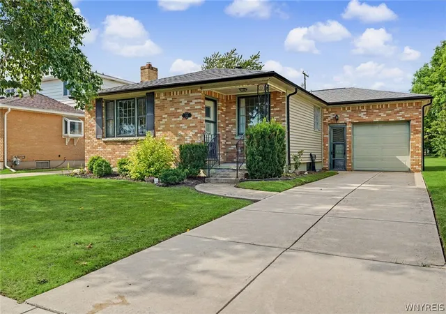 Photo 2 of Sale Pending at 298 Lydia Ln, Buffalo, NY 14225 | MLS# B1702908 | Listing updated on 2026-08-18